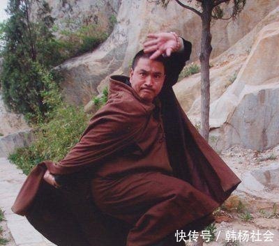 武功$他,当代少林武功最强武僧,为少林出手立生死约,曾一掌打掉牛胯