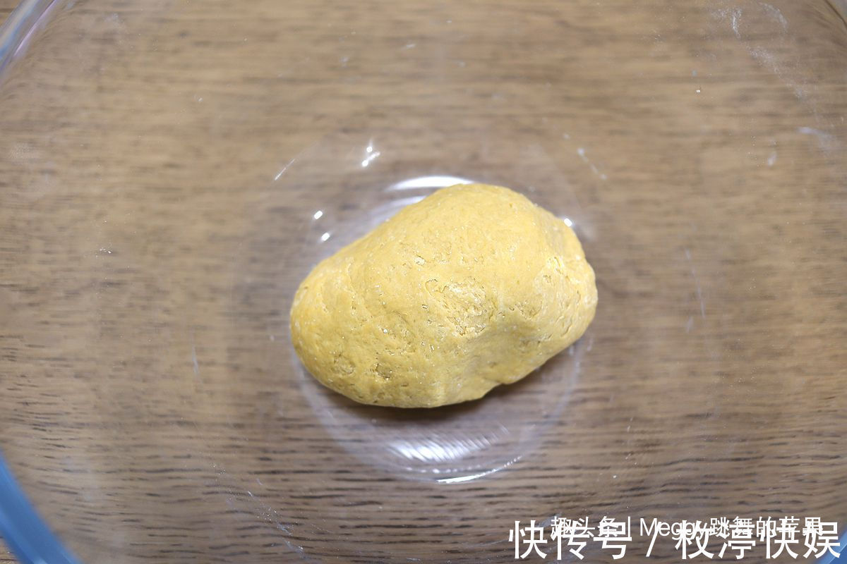 香甜|只需一次发酵的南瓜刀切馒头,全程节省60分钟,香甜暄软真漂亮