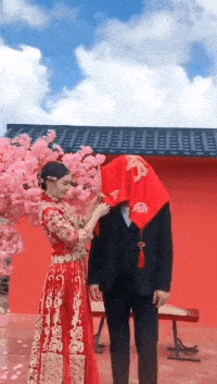 |搞笑GIF:本来想给女友一个惊喜 结果我在医院躺了三个月