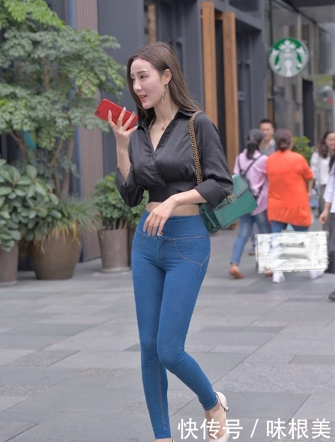 街拍: 这种美, 或许能激发你的灵感,不要目不转睛的盯着!