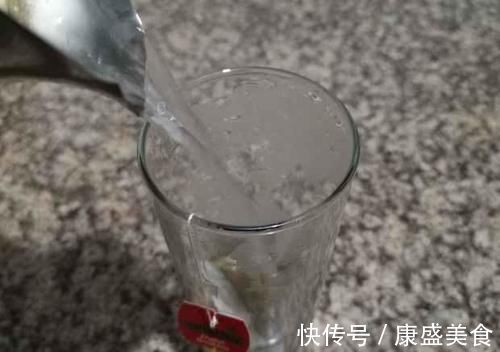 蜂蜜柠檬茶|每天喝一杯，消滞美白，肠胃清爽，100次节食也抵不过喝杯它