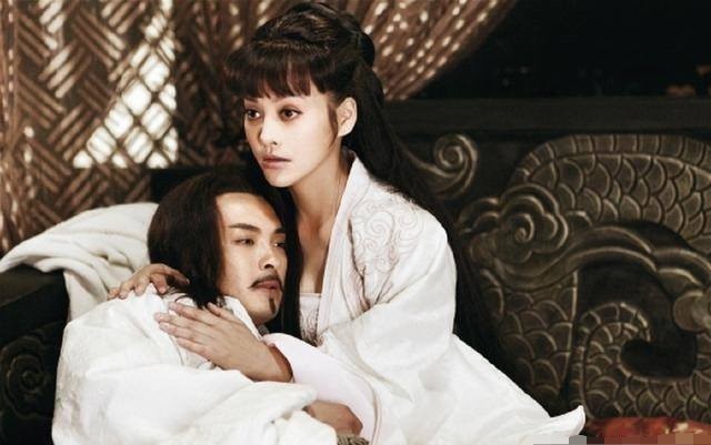 皇后|秦始皇为何一生没有立皇后？其实他在等一个人，最后却没有等到！