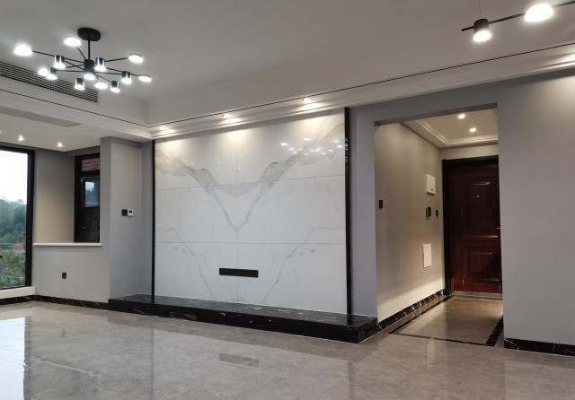 玻璃门|新房装修好了，全屋简洁又大方，光硬装就花了18万，不知道亏不亏