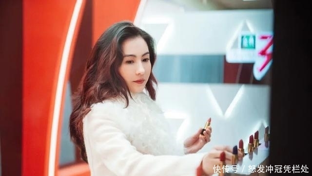 孙茜 杨紫被那英怼假单纯、张小斐被逼哭:倚老卖老的明星,真欺负人