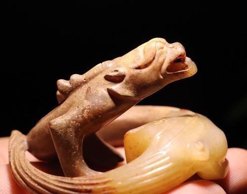 价值|4厘米的小玉人290万落槌成交古玉的收藏价值竟也这么高