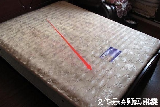 小苏打|床垫从没洗过教你一招，不用晒不用水洗，轻松杀菌除螨效果好