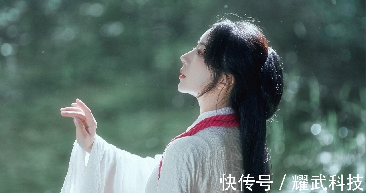 南飞雁&词·八阕丨心事暗沉浮。良宵依旧,三分惆怅,一缕闲愁