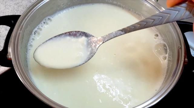 小茴香叶|临期牛奶别扔,加3个鸡蛋做成奶酪,2斤牛奶做一大块,又香又嫩