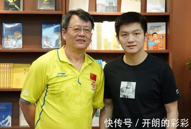孙颖莎|孙颖莎不该离开黄海诚，黄海诚不该走，吴敬平不该走，赌徒不该回