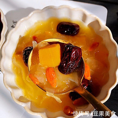 做了南瓜红枣银耳汤挑剔的老公竟然吃了3大碗