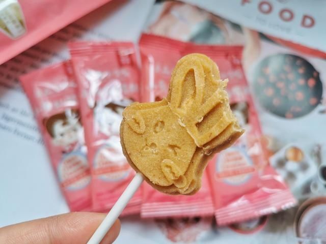 妈妈|给孩子吃零食，妈妈要掌握这3大原则，吃错了没有营养还浪费钱