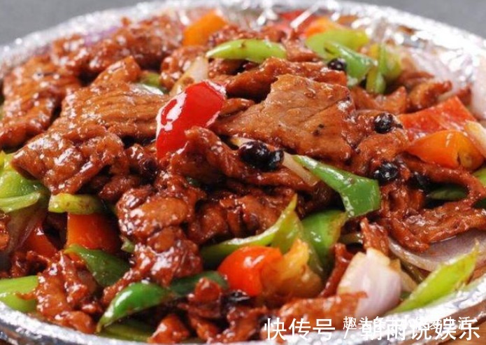 亲戚来家里做客，做几道下酒下饭的家常菜，老少皆宜，味道超赞