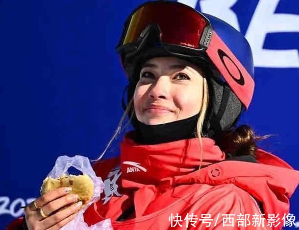 谷愛凌直播首秀收獲1.2億點贊，張藝興邀請她吃長沙美食