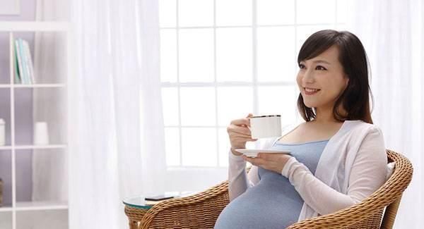 产期|产妇进产房前,偷偷塞给医生一张纸条,医生看完忍不住偷偷抹泪