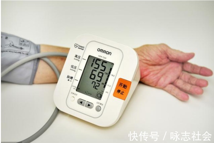 吃降压药|长期吃降压药的人,会有3个后果,4个服药小窍门,记下来不吃亏