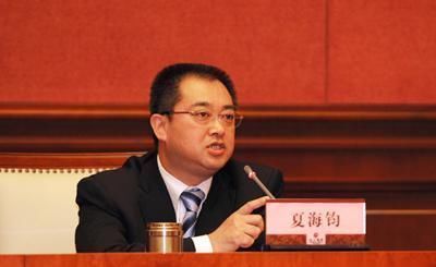 房地产行业|李嘉诚再次归来，王健林定下千亿目标，这个行业又成“香饽饽”