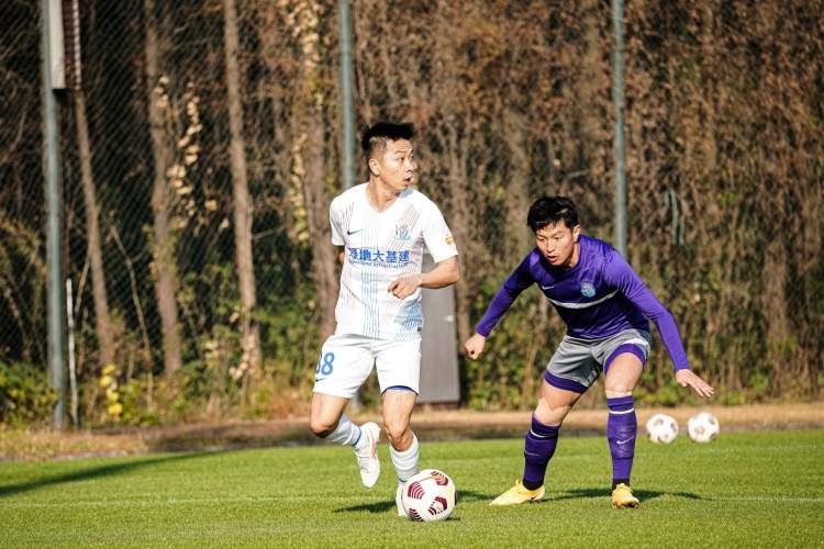 u23|申花練兵計(jì)劃遭遇突如其來的傷病，滄州雄獅主帥認(rèn)為申花不該在保級(jí)組