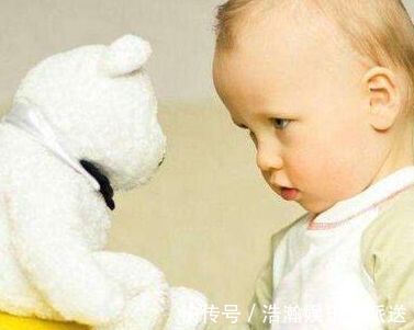 家长|3个行为说明你的孩子正在自卑，一些家长还以为是“懂事”的表现