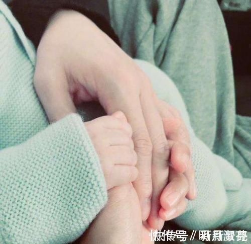 手指|孩子聪不聪明,不用等到他长大才知晓,看宝宝的“手”就可以了