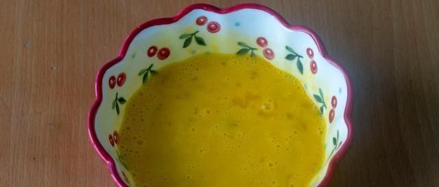 糯米粉里加2个苹果,居然这么好吃,酸甜可口,每次上桌就抢光