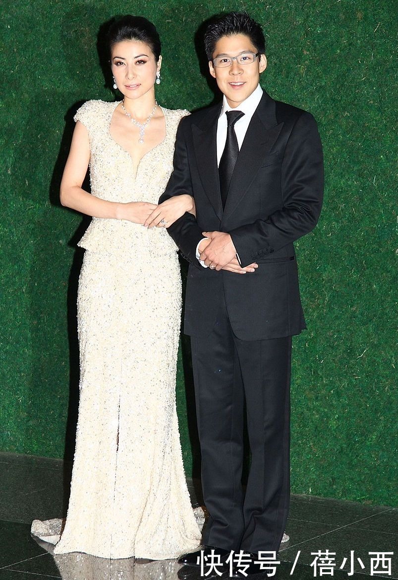 一身|我被郭晶晶的“豪门气质”迷住了,一身高调打扮,比平常高贵多了