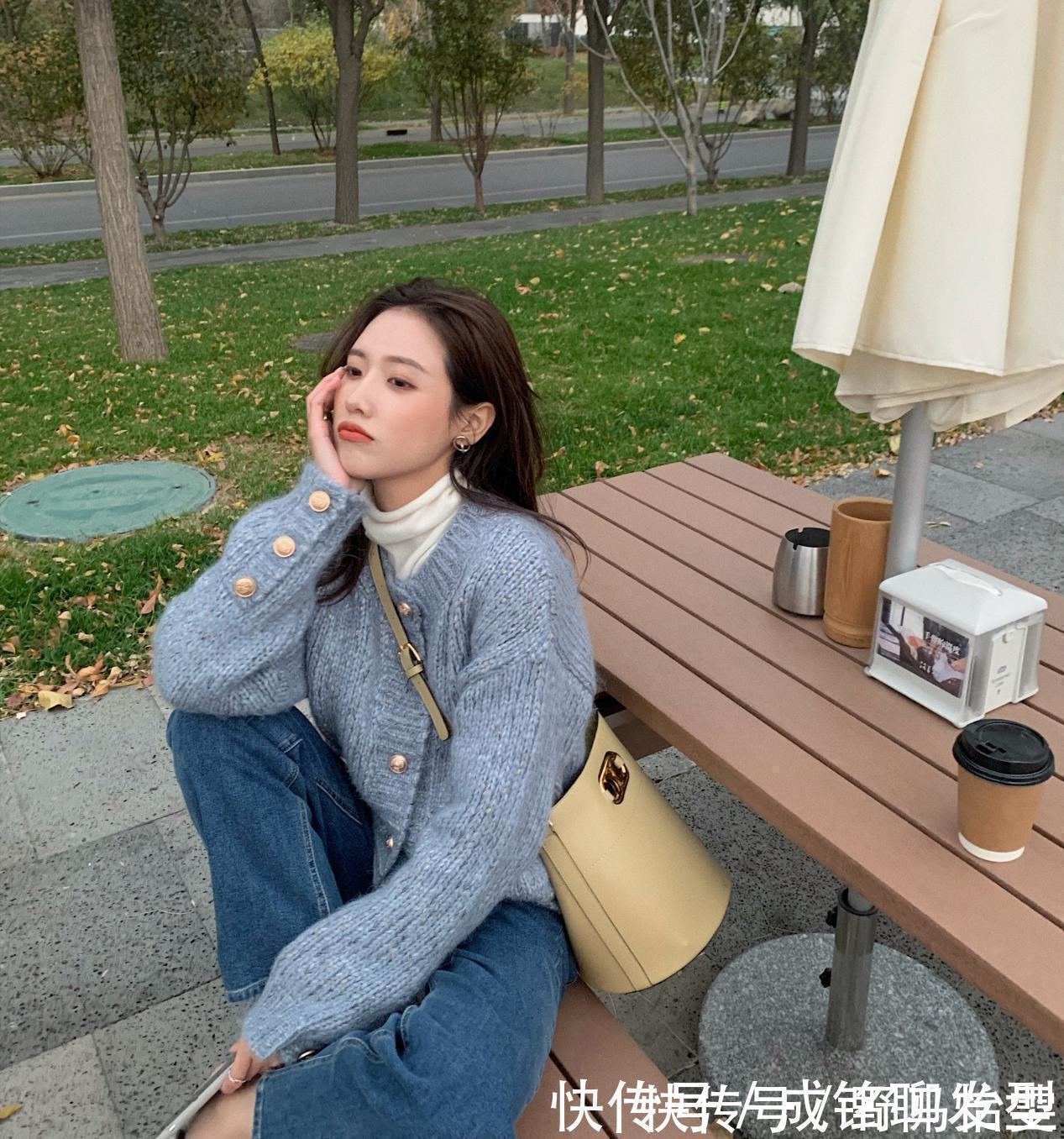 毛衣|简单又好看才叫高级,三种时尚单品轻松搭出时髦感,减龄又显气质