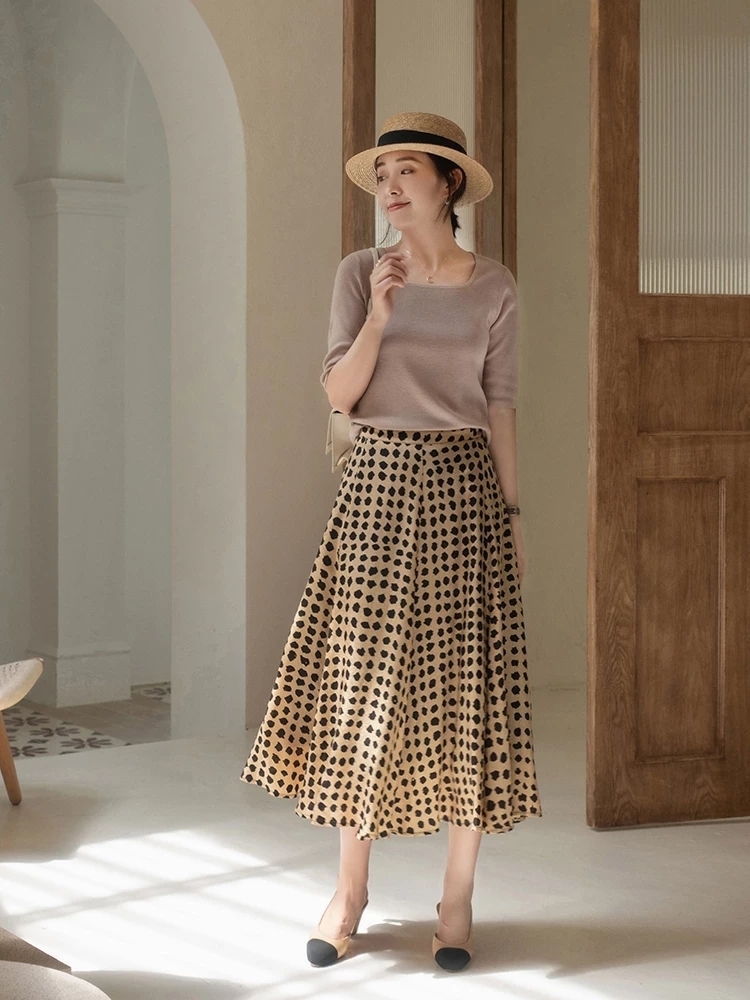 百搭|时髦女人都不会乱穿,看看这些日常百搭的基础款穿搭,高级又温柔