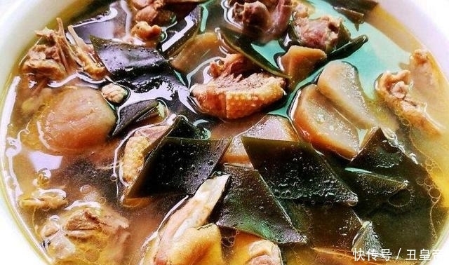 炖老鸭汤|“这肉”花200块买了六斤,炖了4个小时,出锅连汤都全喝光!