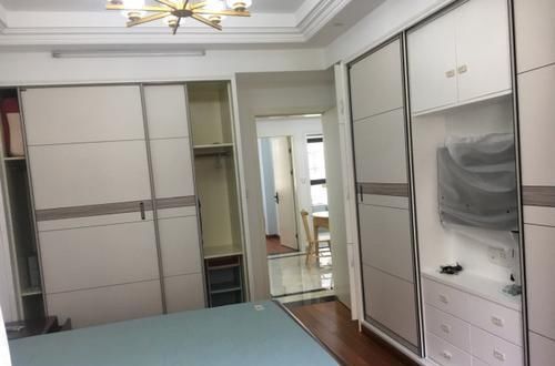 橱柜门|花18W装出的温馨小家,特喜欢橱柜门颜色,清扫完成择日入住