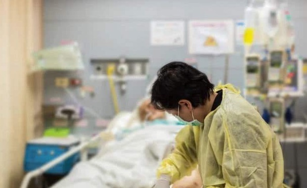 治疗|为何有人发现癌症后,一治疗就很快死亡医生终于瞒不住了