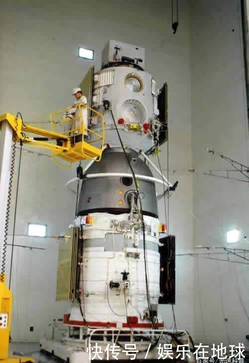 中国宇宙飞船 3个系列,10种型号,中国宇宙飞船家族解读,人丁太兴旺了