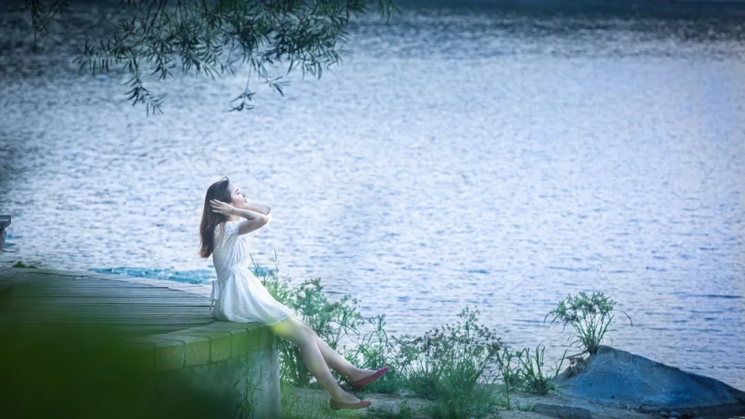 沉默!倾听是涵养,慎言是教养,沉默是修养