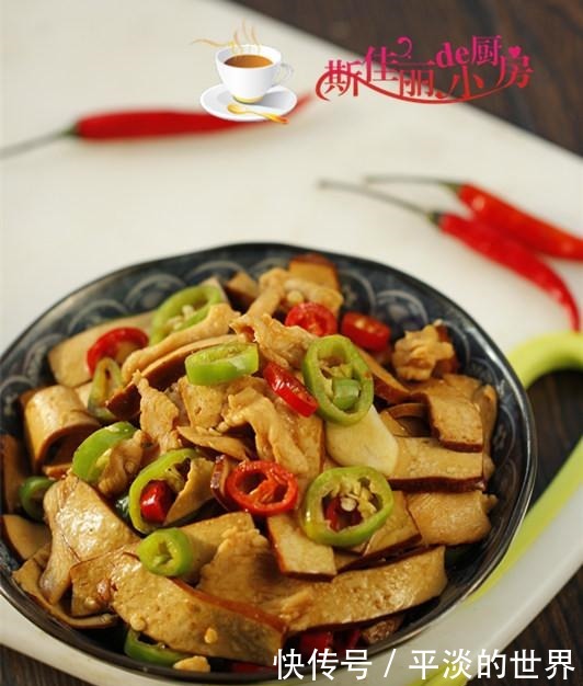 大热天,就馋这道下饭菜,香气扑鼻真好吃,有了它能多吃2碗米饭