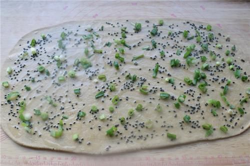  花卷|掌握花卷层次分明的秘诀，葱香四溢松软好吃，新手也能成功