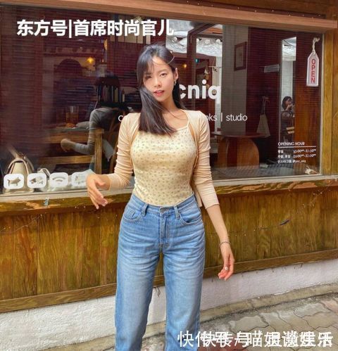 时尚|街拍穿牛仔裤的小姐姐,时尚气质,衬托优美线条