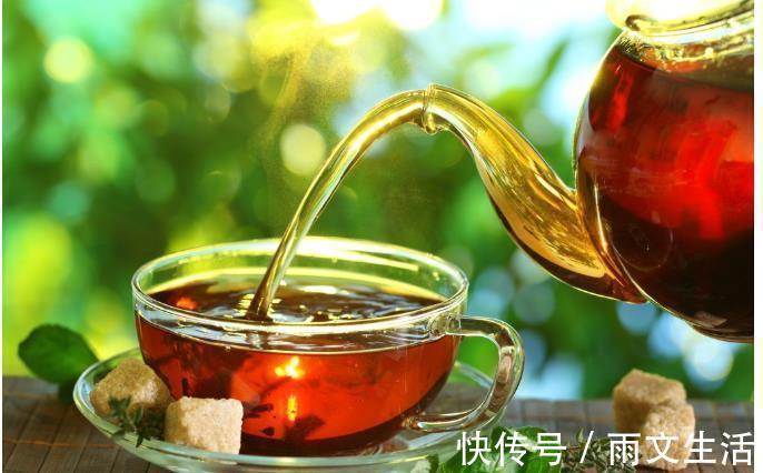 养生|健康养生:夏天喝这六种茶,强身健体,精神百倍,值得收藏!