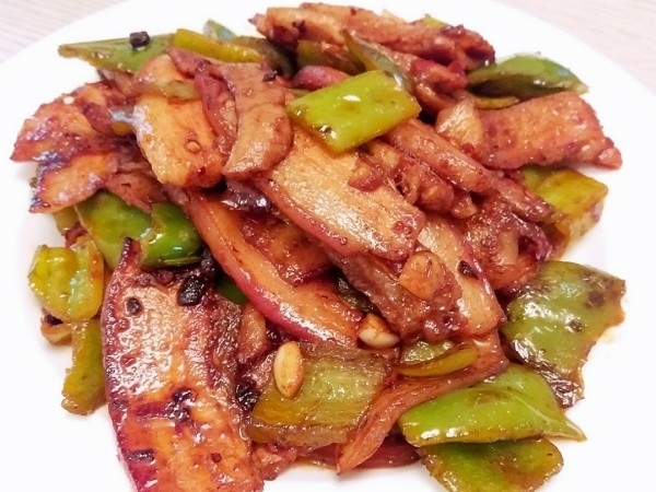 下饭|青椒的几种做法，好吃营养又下饭，谁说青椒不好吃了！