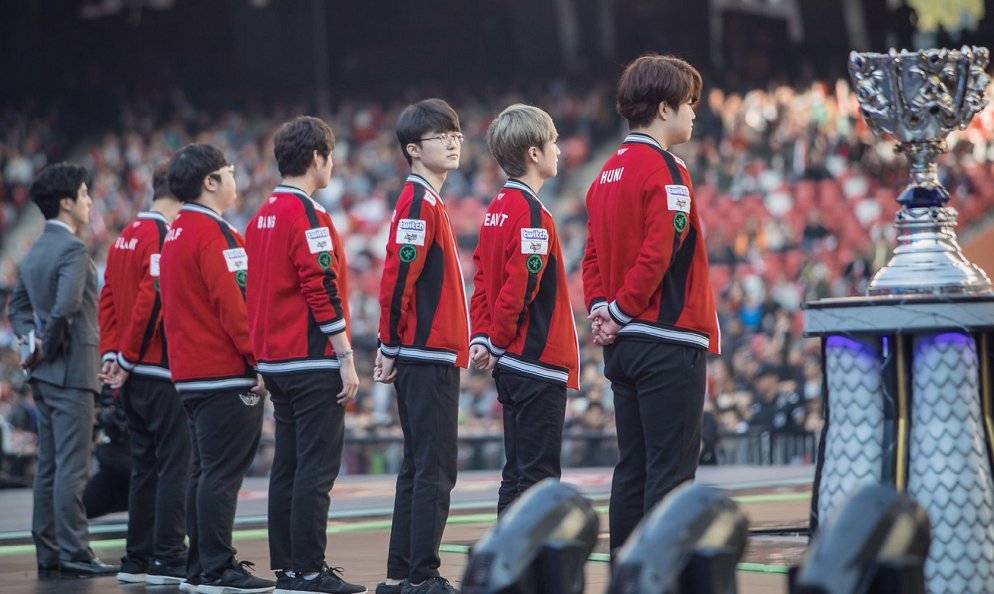 EG|终于醒悟了？EG将放弃养老的Bang，Huni也快要没了