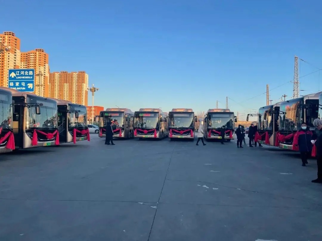 线路|90辆宇通客车上线!辽宁盘锦步入5G智慧快速公交新时代