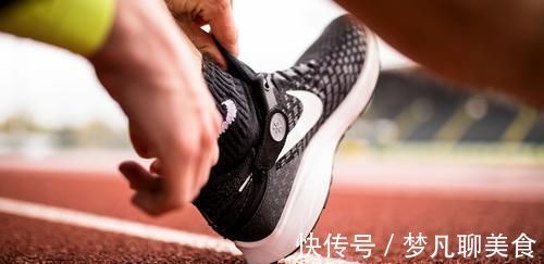 飞马 耐克跑鞋虽好，但不要乱买，这3款买完可能会后悔，一定要慎重！