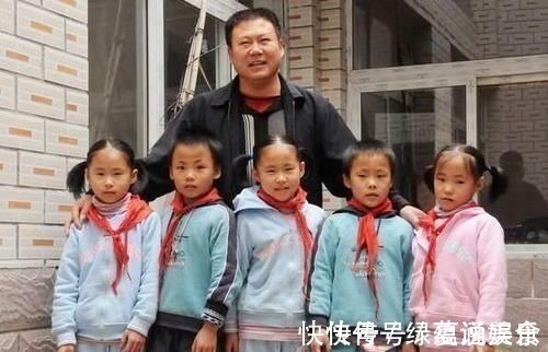 四胞胎|90后宝妈生下四胞胎,得知孩子性别后,宝爸:上辈子拯救了银河系