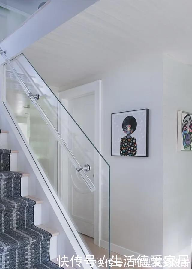 复式|表姐家110平复式小楼人见人夸,天花板贴壁纸,老妈夸真是嫁得好