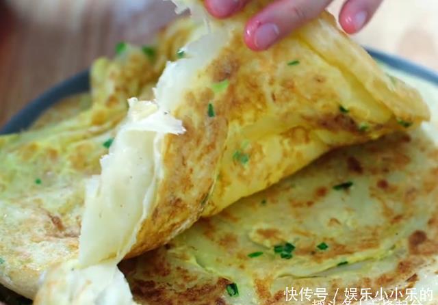 千层鸡蛋饼,大厨10年经验总结,掌握3个要点,柔软多层还不硬