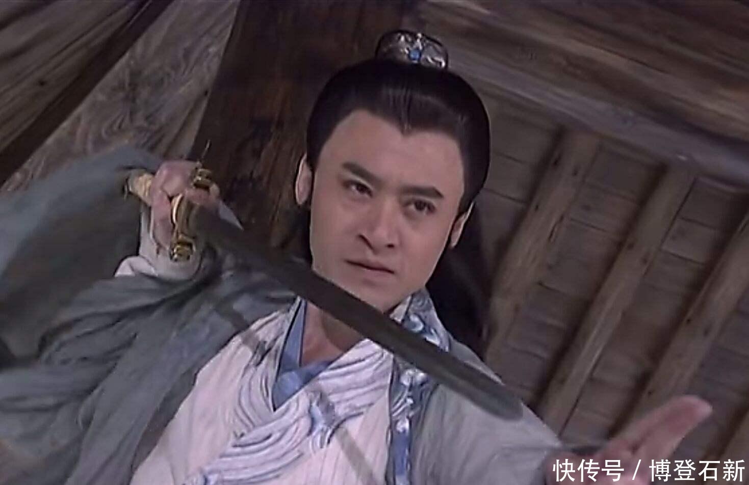 慕容氏家传|金庸每部小说中的最强剑客与剑法,看看谁才是金庸武侠中的第一剑