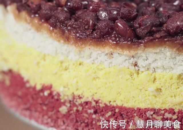 分享一款孩子爱吃的红豆松糕，香甜味美，松软营养，好吃又解馋