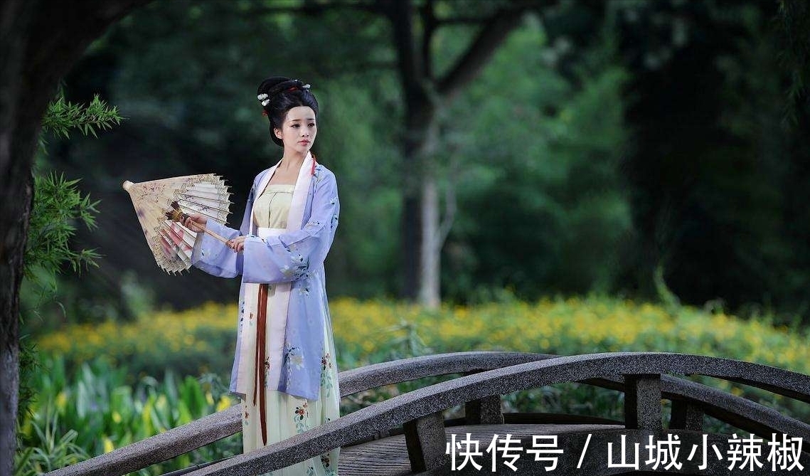 陌上花开$李清照少不知愁,酒后寻欢写下第一首词,如今已成少女学坏的借口