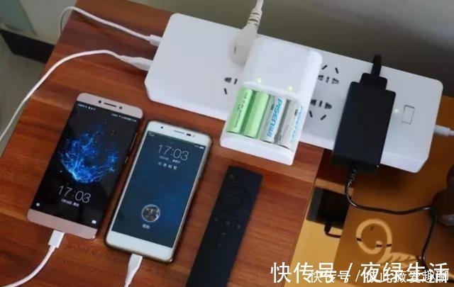 浴室柜|我家这14个设计超实用,入住2年从不抱怨,真是太有远见了