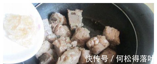 骨胶蛋白|糖醋排骨炒焦不入味那是方法没对，教你这样做，一上桌就吃光！