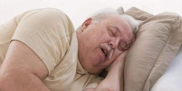 每天睡多长时间才能健康？八小时还是十小时？