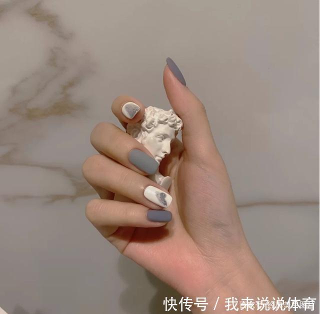 指甲|高级感超强的磨砂美甲,显白又显气质,哪个仙女不爱呢